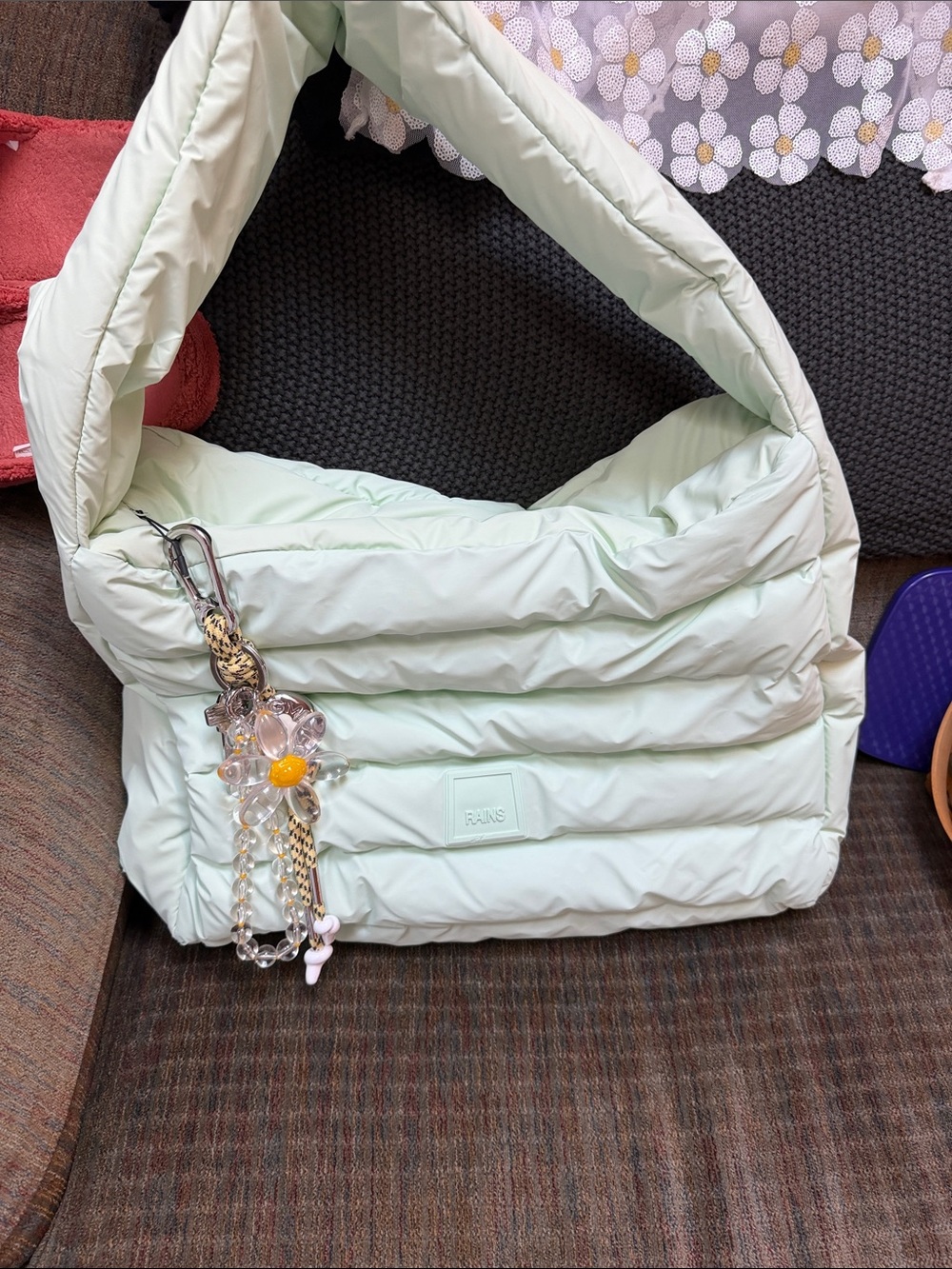 RAINS Mint Quilted Shoulder Bag Charm not included NEW but damaged 28$